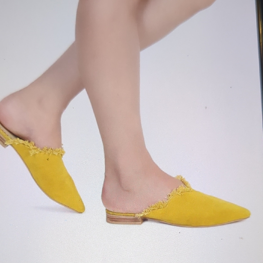 Chic Yellow Women's Fringe Sandals